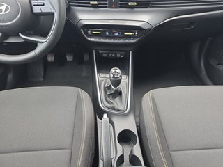 Hyundai i20 1.0 T-GDI Navi/LED/Kamera/Winterp/Keyless ** - foto 6