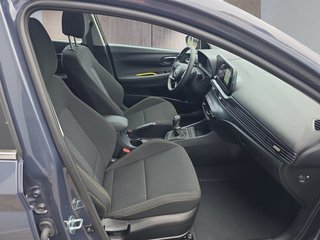 Hyundai i20 1.0 T-GDI Navi/LED/Kamera/Winterp/Keyless ** - foto 10