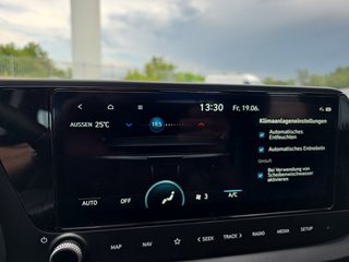 Hyundai i20 1.0 T-GDI Navi/LED/Kamera/Winterp/Keyless ** - foto 37