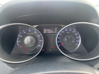 Hyundai ix35 1.6 GDI  Navi/Winterpaket - bilder 12