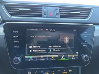 Skoda Superb Combi 1,5TSI DSG Navi/Kamera/el.Klappe/Kessy         ** - foto 21