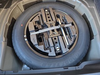 Skoda Kamiq Selection 1,5TSI DSG AHK/Kamera/LED/Kessy/Winterp.  ** - foto 14