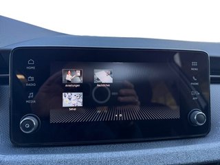 Skoda Kamiq Selection 1,5TSI DSG Kamera/LED/Kessy/Winterp.  ** - bilder 27