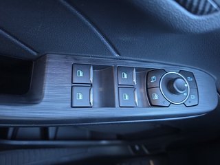 Ford Kuga ST-Line 1,5 186PS Aut.5*J.Gar/LED/Navi/Winterp.  ** - bilder 18