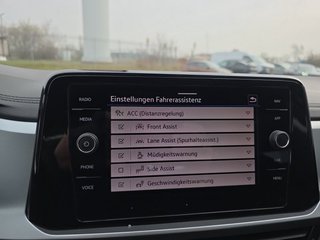 Volkswagen T-Roc Life 2,0TDI Navi/LED/Alu/ACC/Parkas.  ** - bilder 33