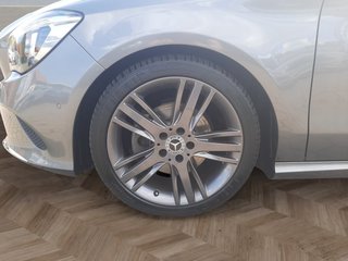 Mercedes-Benz CLA 200 Urban Navi/LED/Pano - bilder 9
