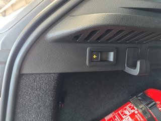 Skoda Kamiq Monte Carlo 1,5TSI DSG AHK/Matrix/el.Klappe         ** - foto 14