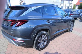 Hyundai TUCSON 1.6 T-GDI 1. Hand / top gepflegt - bilder 1