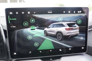 Skoda Kodiaq Sportline 1,5TSI DSG aAHK/Matrix/Navi/ACC/el.Klappe  ** - bilder 42