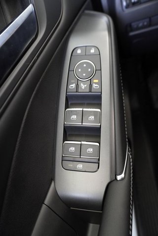 Nissan Qashqai 1,3 DIG-T Xtronic UPE=42000€! - bilder 19