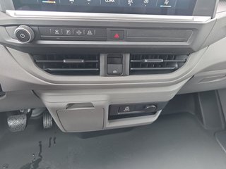 Volkswagen T7 2.0TDI DSG L2H1 Voll-LED/AHK/Kamera/Temp.  ** - bilder 7