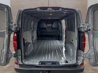 Volkswagen T7 2.0TDI DSG L2H1 Voll-LED/AHK/Kamera/Temp.  ** - bilder 13