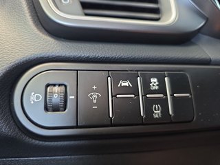 Kia XCeed 1.6 T-GDI 150PS DCT7 Voll-LED/Kamera/Navi/Winterp.   ** - foto 17