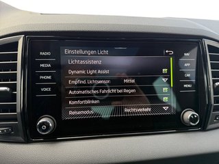 Skoda Karoq Sportline 1,5TSI DSG 4*J.Gar/Pano/aAHK/Matrix/Navi    ** - bilder 38