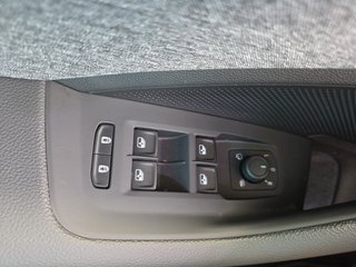 Skoda Superb Combi 2,0TDI DSG Navi/DCC/ACC/Kamera/Sitzhz.   ** - foto 17