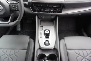 Nissan Qashqai Tekna 1.5 VC-T e-POWER UPE=47800 Euro  ** - bilder 18