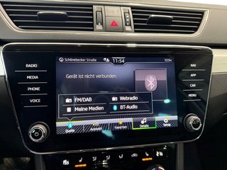 Skoda Superb Combi 1,5TSI DSG Navi/Kamera/el.Klappe/Kessy         ** - bilder 22