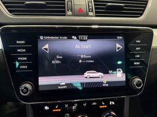 Skoda Superb Combi 1,5TSI DSG Navi/Kamera/el.Klappe/Kessy         ** - bilder 27