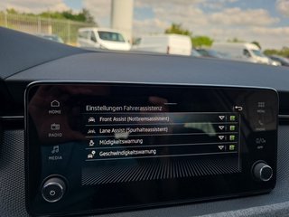 Skoda Kamiq Selection 1,0TSI DSG Kessy/Kamera/Temp/2-Z.Klimaaut.   ** - bilder 34
