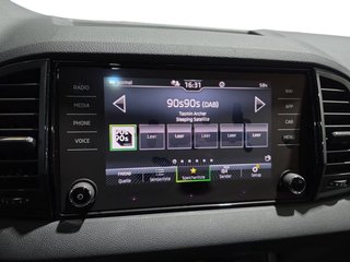 Skoda Karoq Sportline 2,0TSI DSG Pano/AHK/4*J.Gar/Navi/Matrix   ** - bilder 25