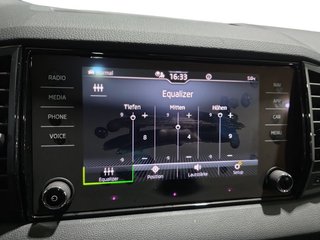 Skoda Karoq Sportline 2,0TSI DSG Pano/AHK/4*J.Gar/Navi/Matrix   ** - bilder 45