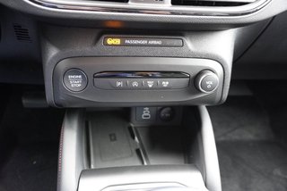 Ford Focus ST-Line X 1.0 155PS aAHK/LED/Navi/Kamera/Winterp.  ** - bilder 15