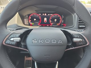 Skoda Karoq Sportline 1,5TSI DSG aAHK/Matrix/Kessy/Winterp.  ** - bilder 17
