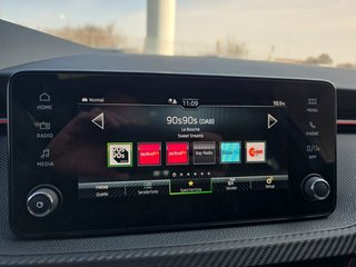 Skoda Kamiq Monte Carlo 1,5TSI DSG Matrix/Kamera/ACC/Kessy/el.Klappe  ** - foto 24