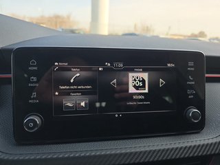 Skoda Kamiq Monte Carlo 1,5TSI DSG Matrix/Kamera/ACC/Kessy/el.Klappe  ** - foto 25