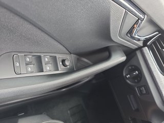 Skoda Kamiq Selection 1,0TSI DSG AHK/Kamera/LED/Kessy/Winterp.  ** - foto 29