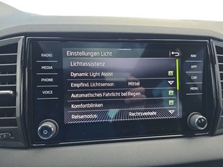 Skoda Karoq Sportline 2,0TDI DSG 4*J.Gar/Pano/aAHK/Matrix/Navi    ** - bilder 38