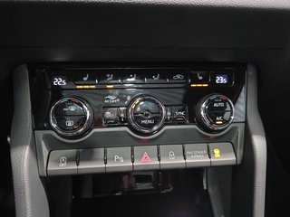 Skoda Karoq Sportline 1,5TSI DSG 4*J.Gar/Pano/aAHK/Matrix/Navi    ** - foto 24