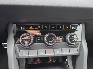 Skoda Karoq Sportline 1,5TSI DSG 4*J.Gar/aAHK/Matrix/Navi  ** - foto 23