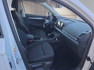 Skoda Karoq 1,5TSI DSG 4*J.Gar/aAHK/Kamera/Kessy/Winterp.  ** - foto 10