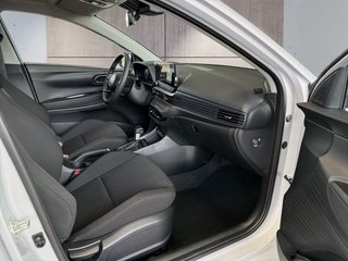 Hyundai i20 1.0 T-GDI 7DCT Navi/LED/Kamera/Winterp/Keyless  ** - bilder 12
