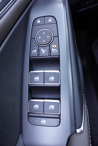 Nissan Qashqai Tekna 1,3 DIG-T Xtronic 4x4 UPE=48600€!  ** - foto 20