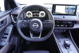 Nissan Qashqai Tekna 1,3 DIG-T Xtronic 4x4 UPE=48600€!  ** - foto 12