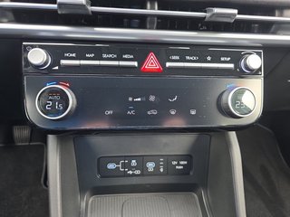 Hyundai TUCSON 1.6 T-GDI 18*Alu/LED/Navi/Keyless/Kamera - bilder 21