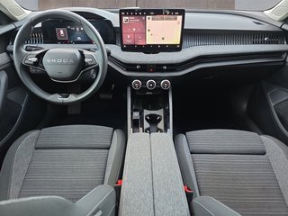 Skoda Superb Combi 2,0TDI DSG Navi/DCC/ACC/Kamera/Sitzhz.  ** - foto 6