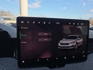 Skoda Superb Combi 2,0TDI DSG Navi/DCC/ACC/Kamera/Sitzhz.  ** - foto 33