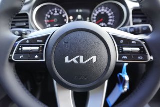 Kia Ceed 1,5 T-GDI 16*Alu/Navi/Kamera/Winterp/Temp.  ** - bilder 13