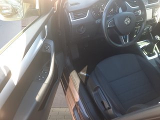 Skoda Octavia Combi 1.4 TSI Style Navi/Bi-Xenon/Sitzh./Temp./Allw. - foto 12