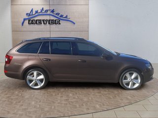 Skoda Octavia Combi 1.4 TSI Style Navi/Bi-Xenon/Sitzh./Temp./Allw. - foto 1