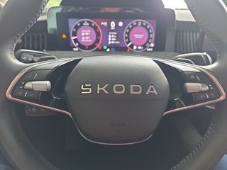 Skoda Superb Combi 2,0TDI DSG Navi/DCC/ACC/Kamera/Sitzhz.   ** - foto 13