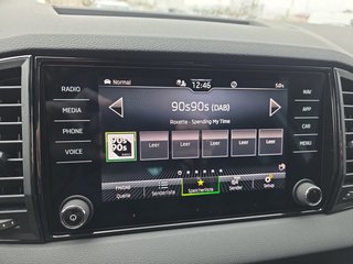 Skoda Karoq Sportline 1,5TSI DSG 4*J.Gar/aAHK/Matrix/Navi  ** - bilder 25