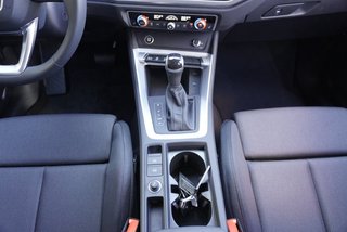 Audi Q3 Sportback S-Line 35TFSI 4*J.Gar/aAHK/Navi/el.Klappe      ** - bilder 19