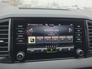 Skoda Karoq 1,5TSI DSG aAHK/Navi/Kamera/LED/ACC/Winterp.   ** - bilder 23