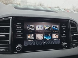 Skoda Karoq 1,5TSI DSG aAHK/Navi/Kamera/LED/ACC/Winterp.   ** - bilder 37
