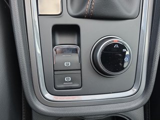 CUPRA Ateca 1,5TSI DSG 5*J.Gar/AHK/Leder/Pano/Navi/el.Klappe ** - bilder 24