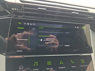 Peugeot 308 GT Hybrid 145 Matrix/18*Alu/Navi/Kamera  ** - foto 24